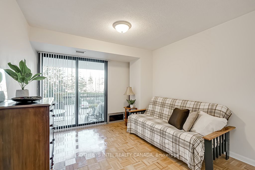 2175 MARINE Drive, #204
