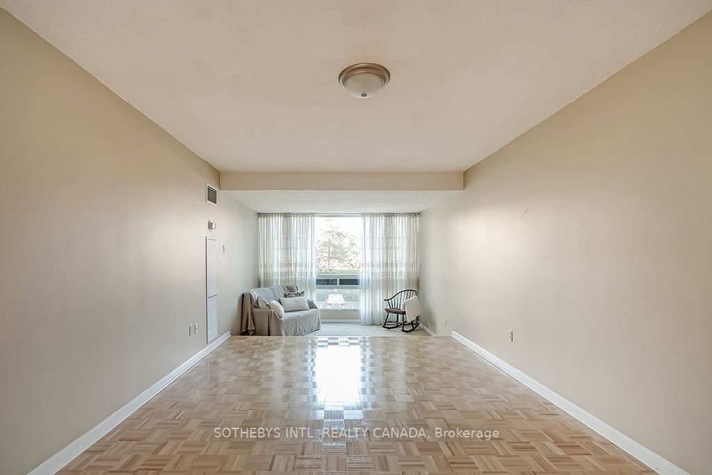 2175 MARINE Drive, #204
