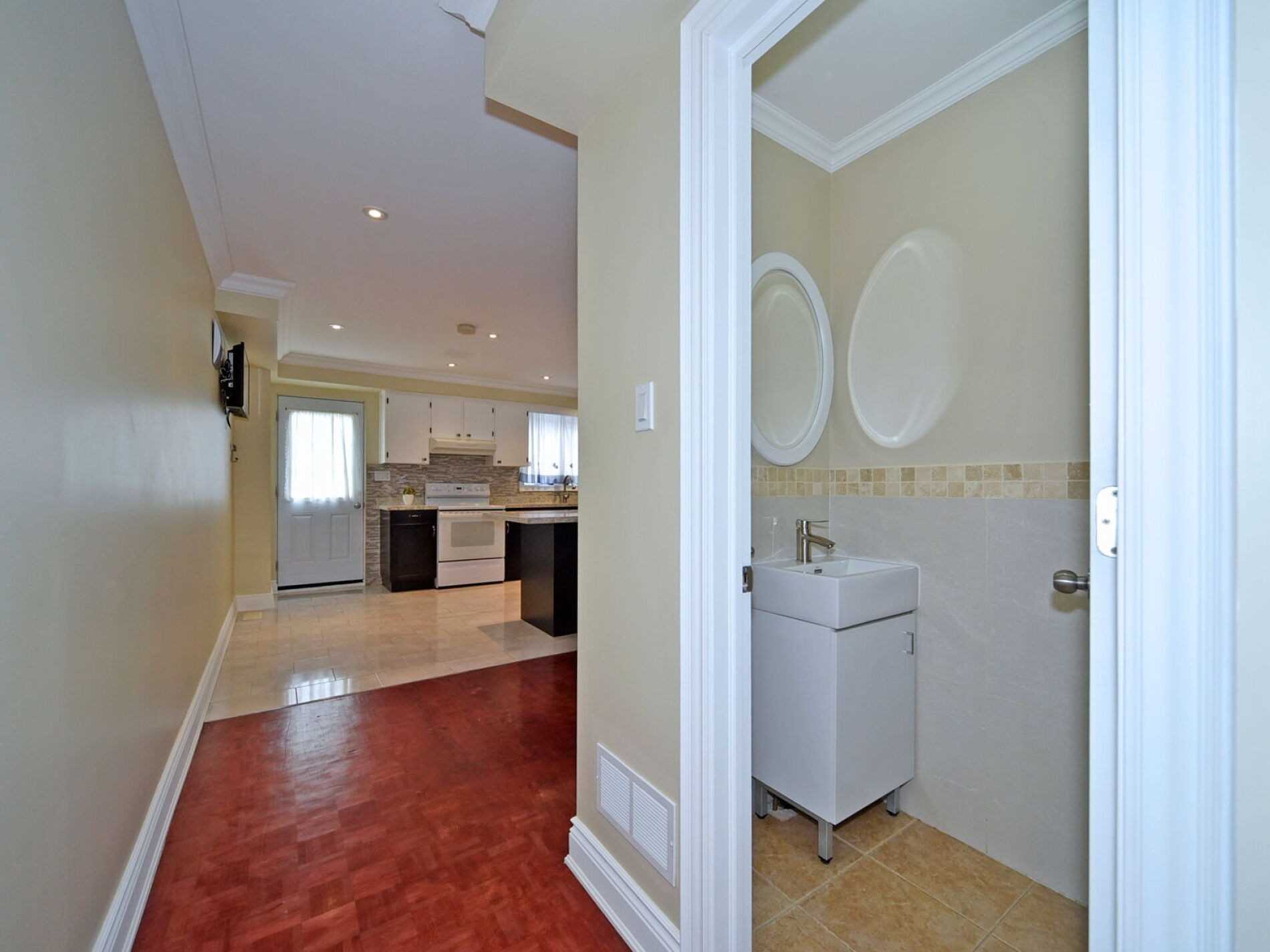 Listing W5969633 - Large Photo # 13