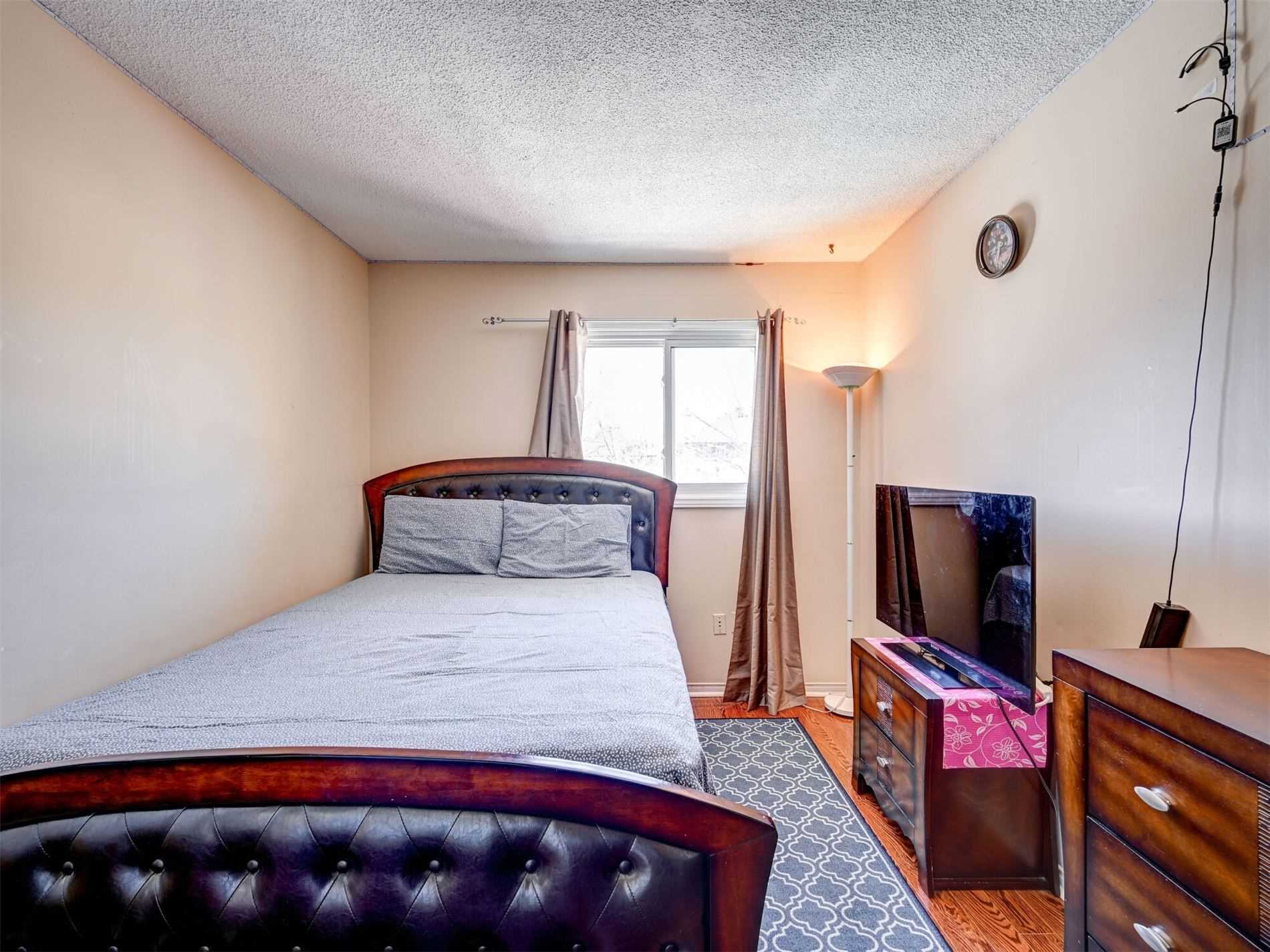 Listing W5969739 - Large Photo # 27