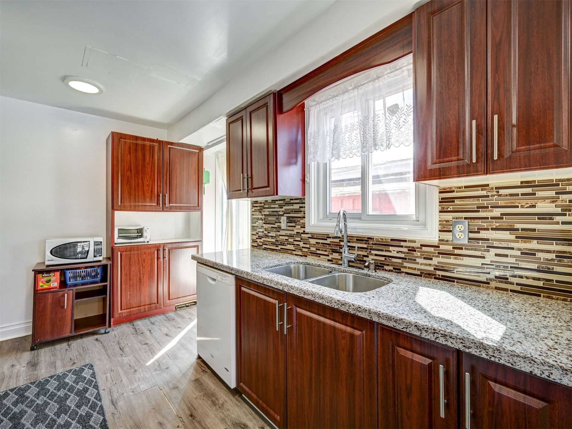 Listing W5969739 - Large Photo # 14