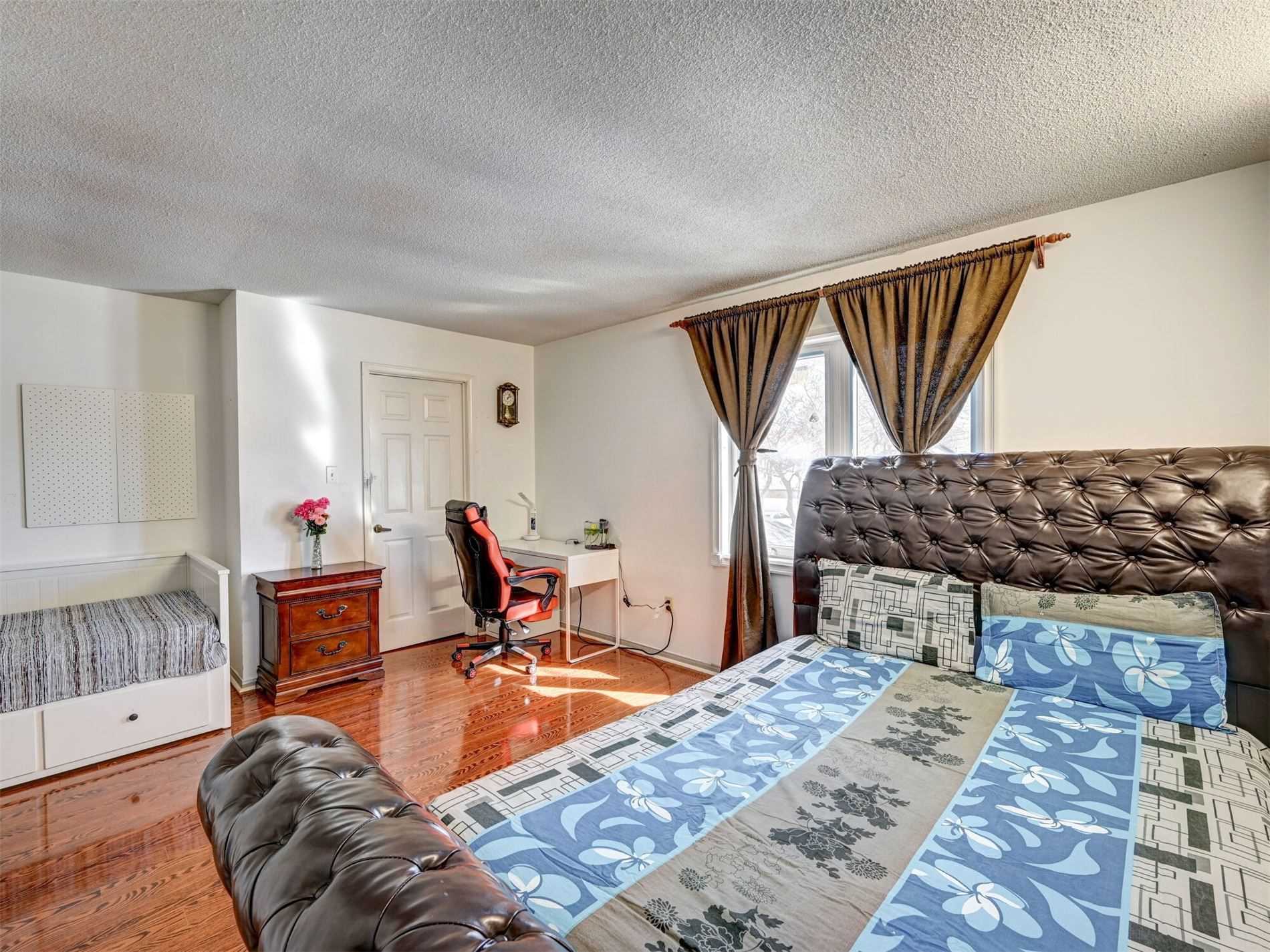 Listing W5969739 - Large Photo # 23
