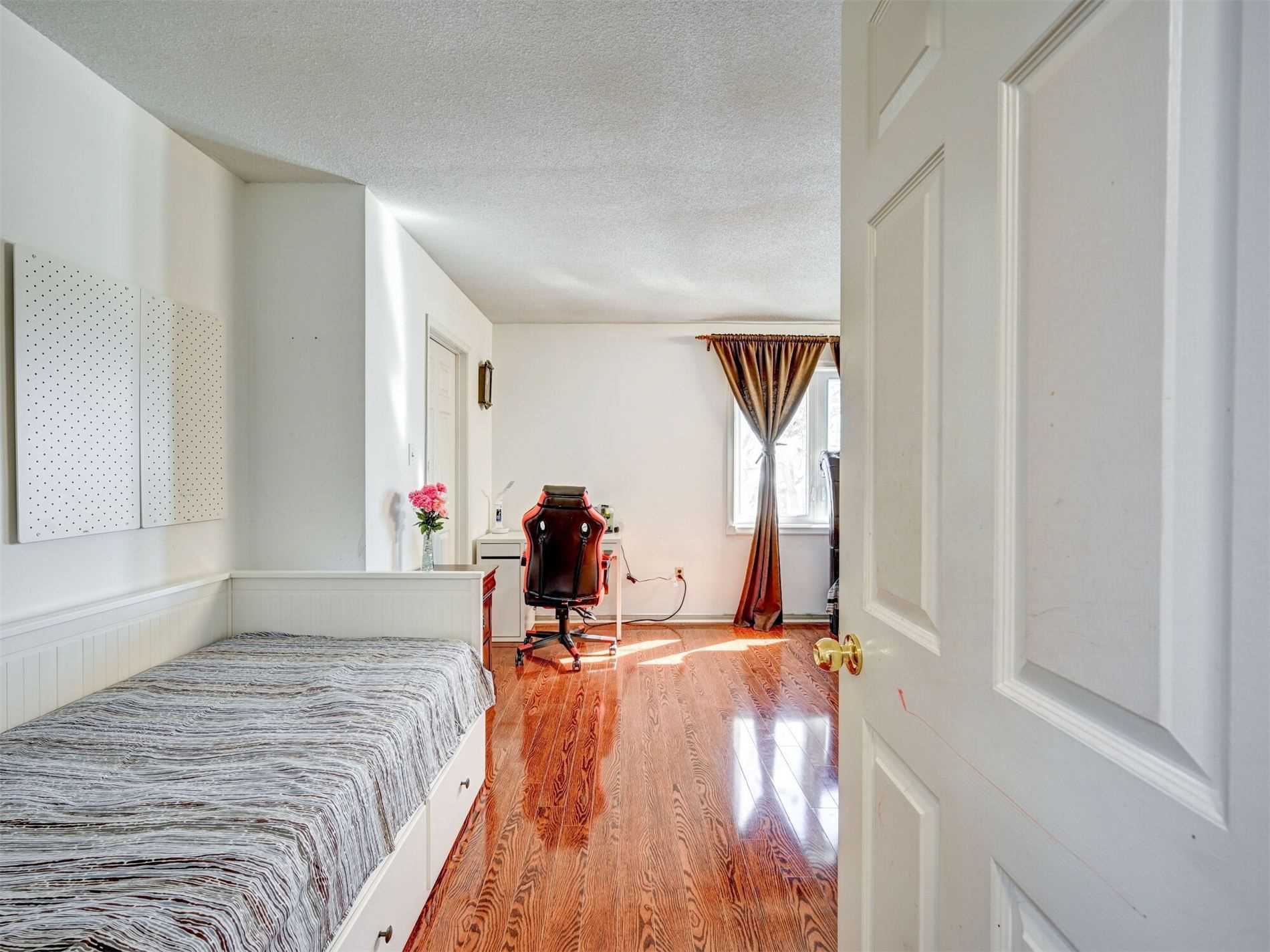 Listing W5969739 - Large Photo # 21