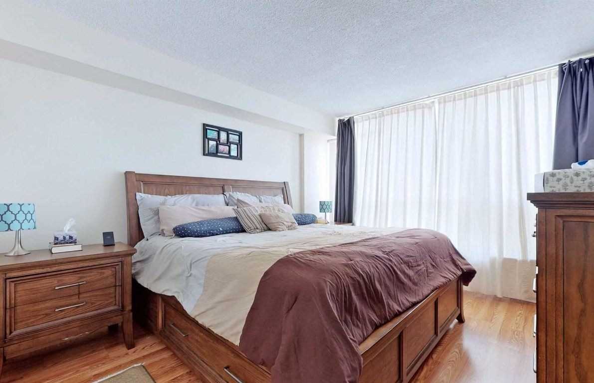 Listing W5969819 - Large Photo # 19