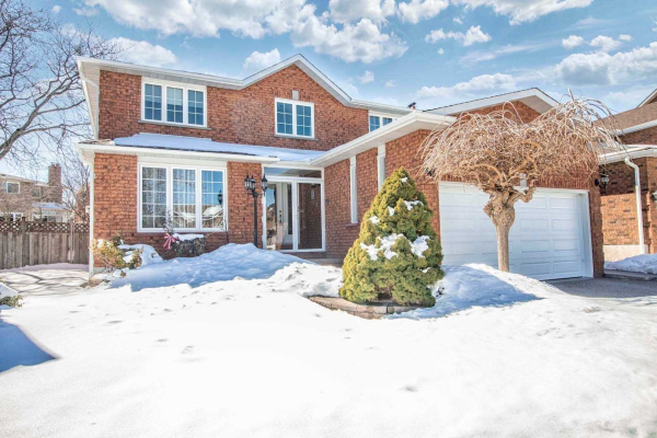 2002 Kempton Park Dr, Mississauga