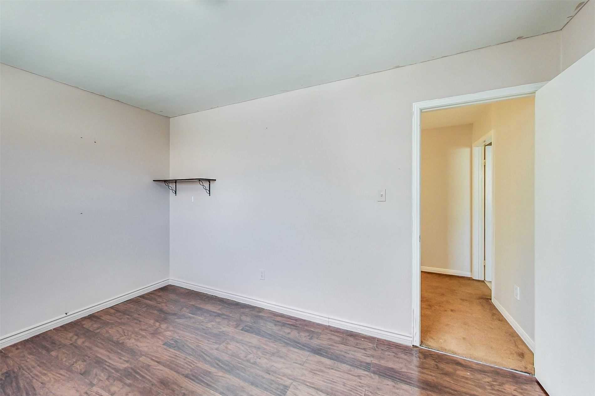 Listing W5969881 - Large Photo # 15