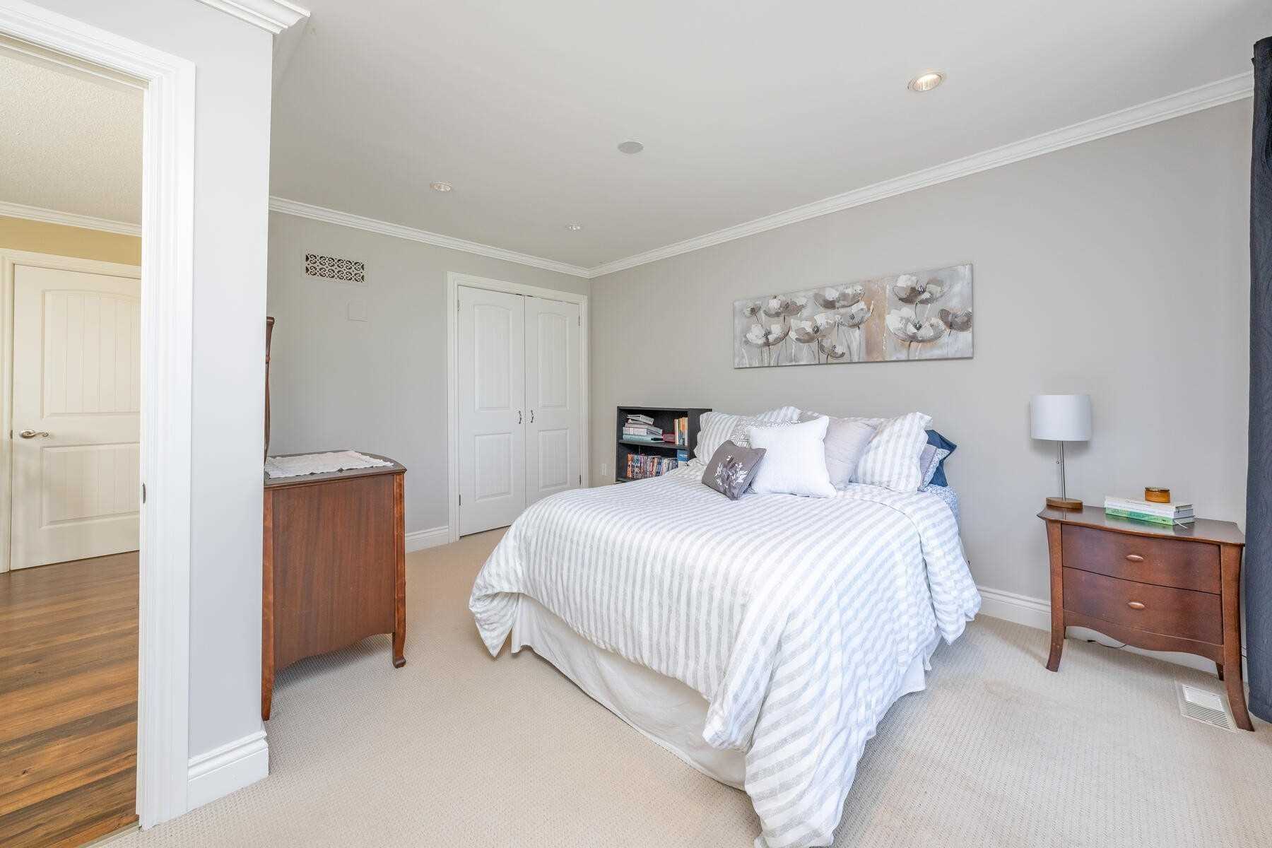 Listing W5969979 - Large Photo # 23
