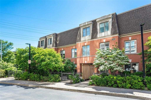 442 Maple Ave, Burlington