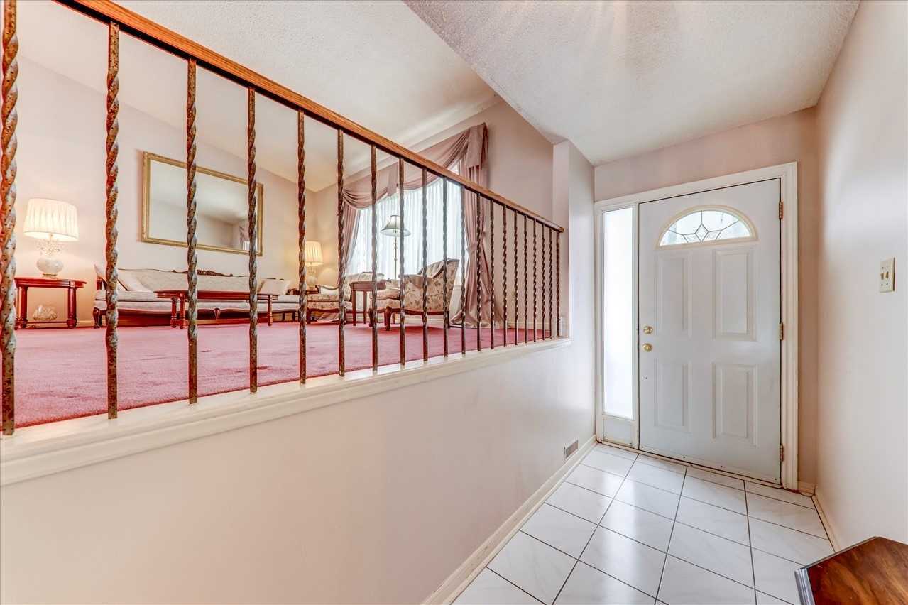 Listing W5970099 - Large Photo # 4