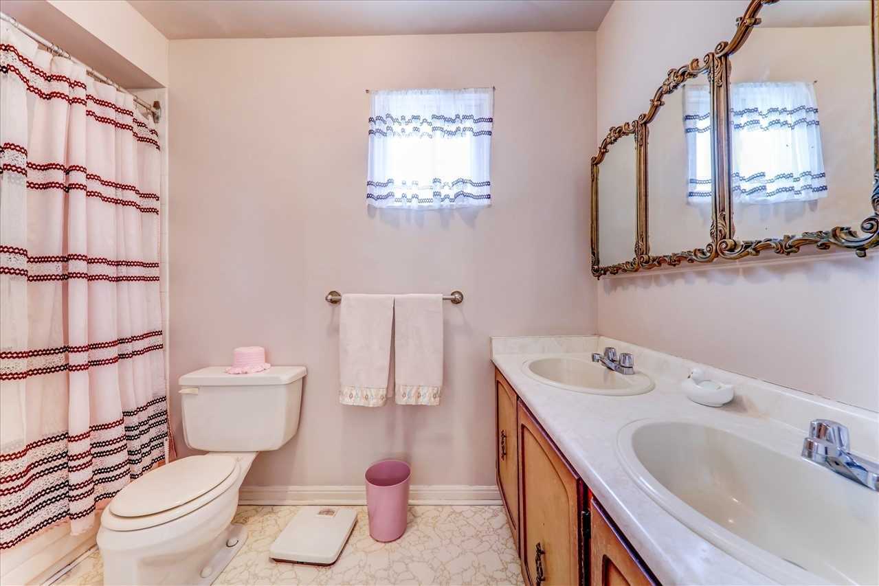 Listing W5970099 - Large Photo # 21