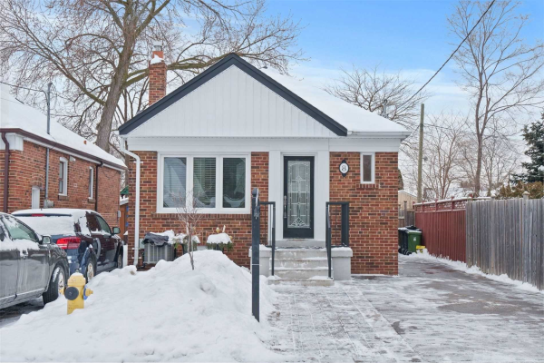 8 Handel St, Toronto