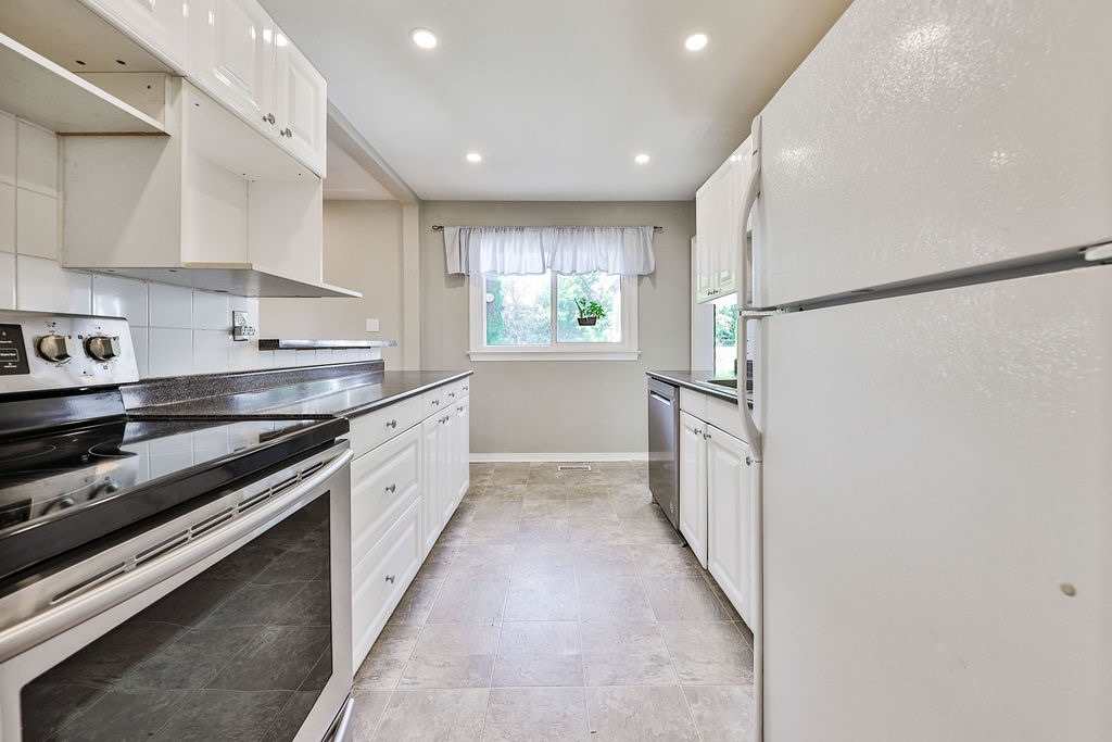 502 Sherin Dr