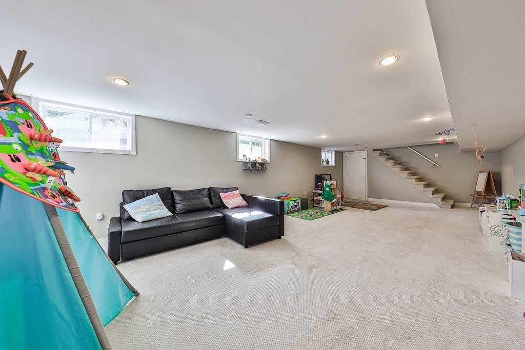 502 Sherin Dr