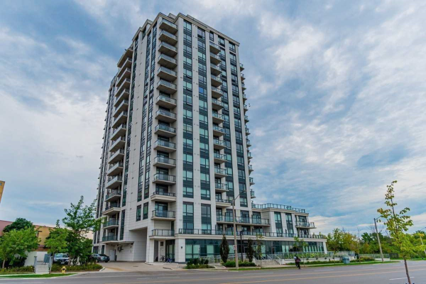 840 Queens Plate Dr, Toronto
