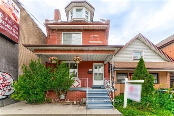 1113 Dufferin St, Toronto