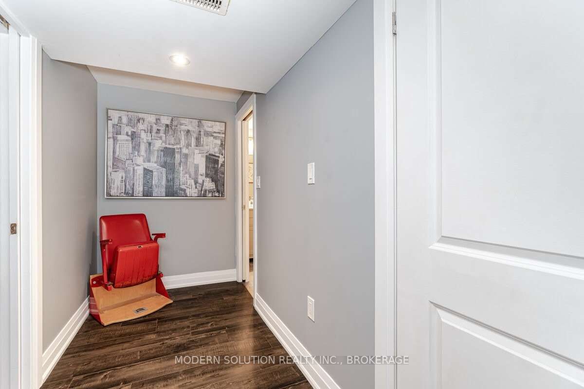 Listing W5970481 - Large Photo # 38