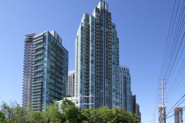 220 Burnhamthorpe Rd, Mississauga