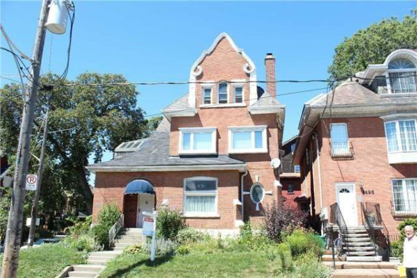 1498 King St W, Toronto