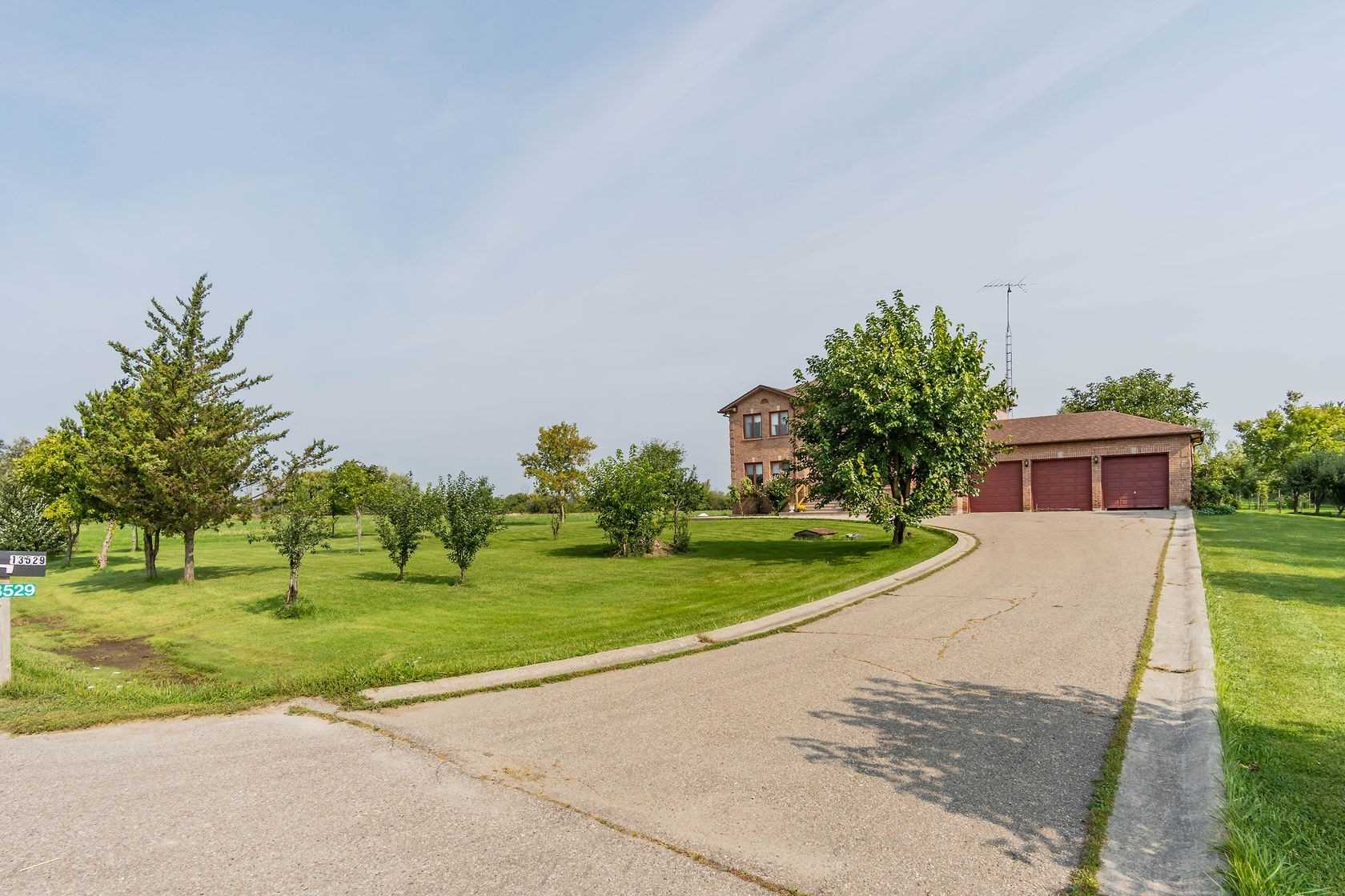 Listing W5970783 - Large Photo # 3