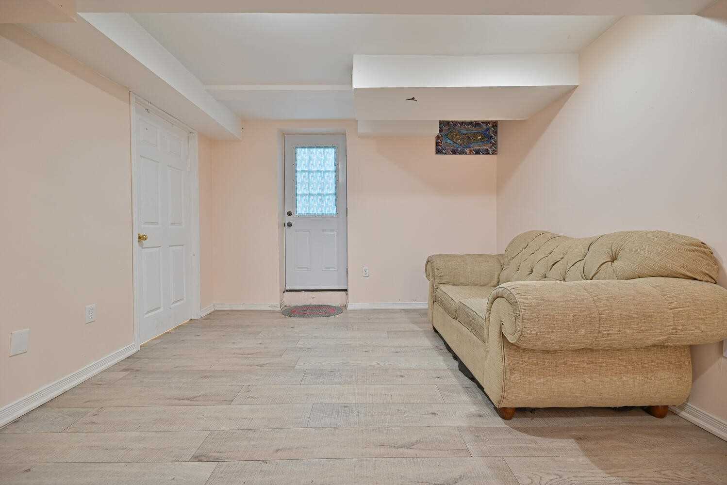 Listing W5970803 - Large Photo # 22