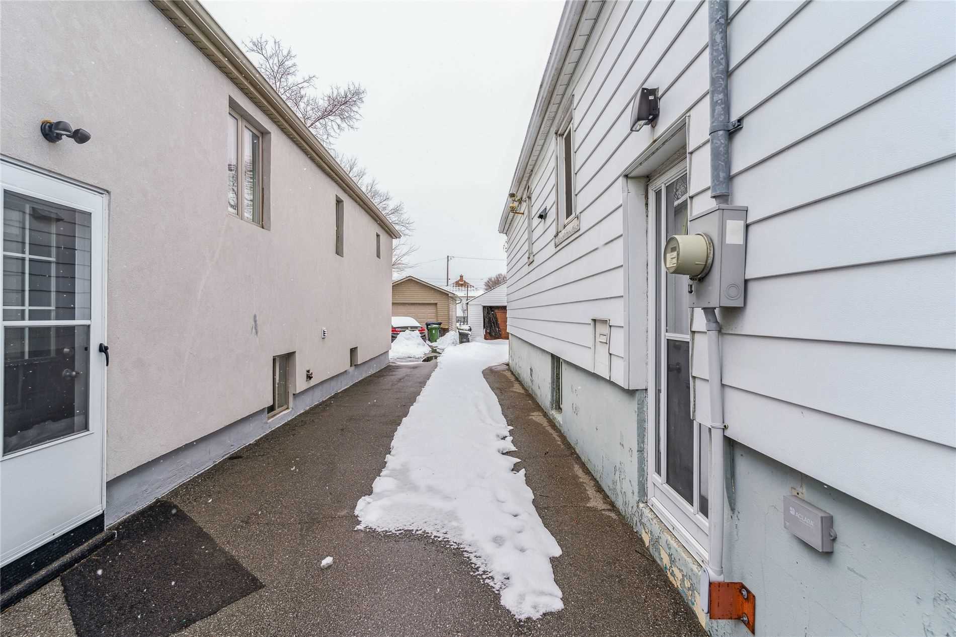 8 Culnan Ave