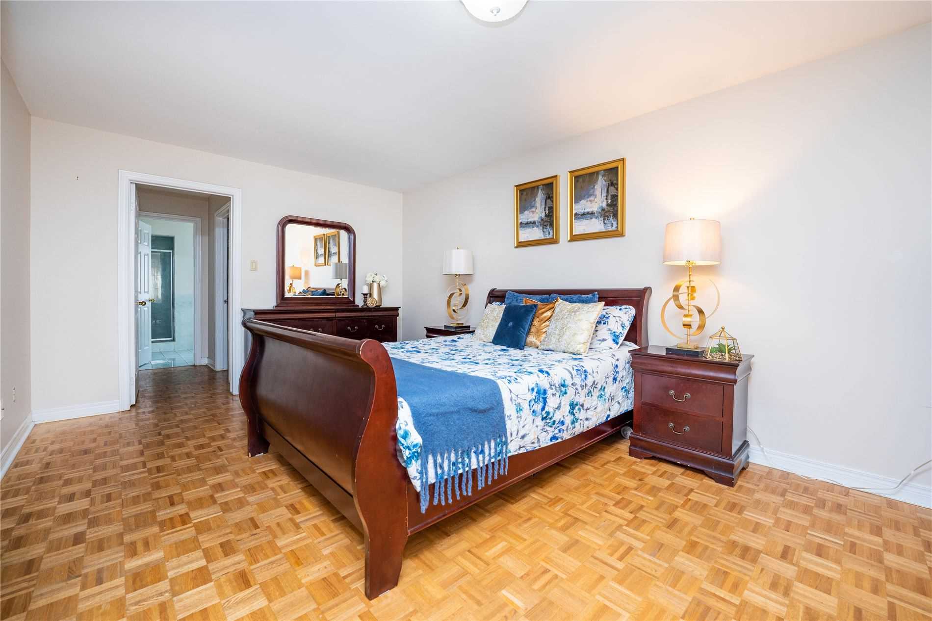 Listing W5971391 - Large Photo # 17