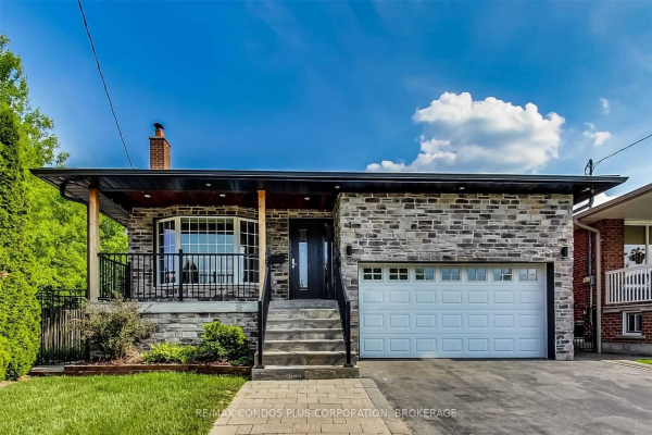 1 Woodbury Rd, Toronto