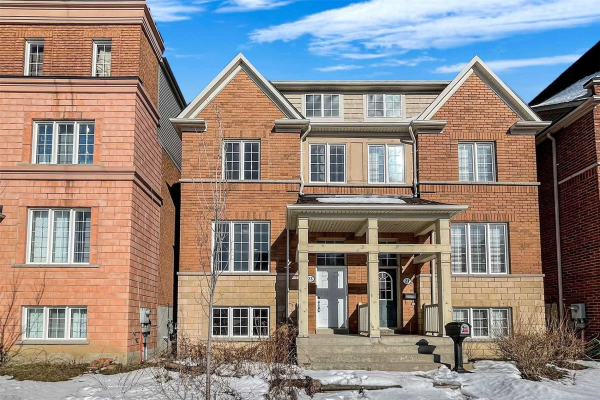 23 Kidd Terr, Toronto
