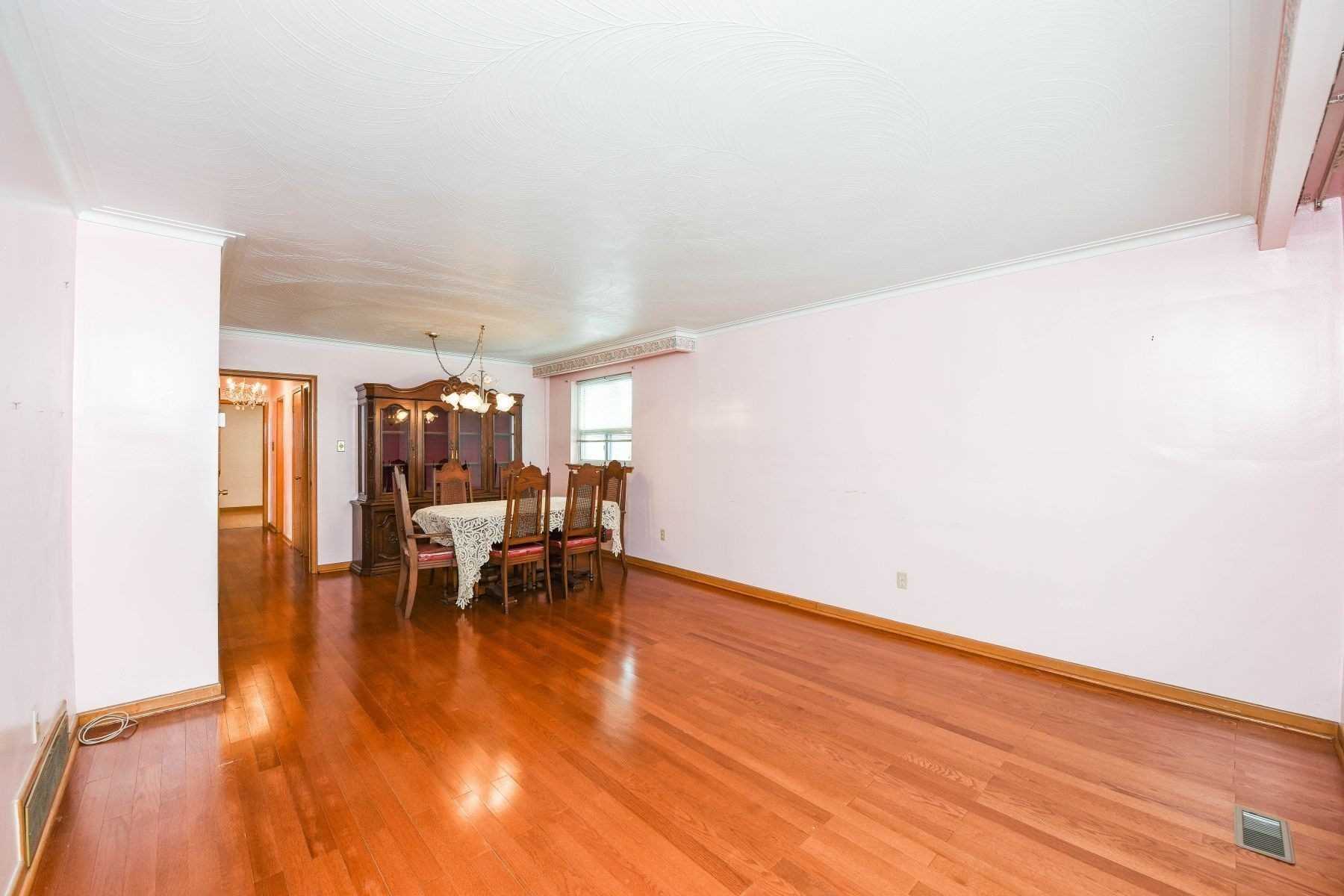 Listing W5971709 - Large Photo # 10