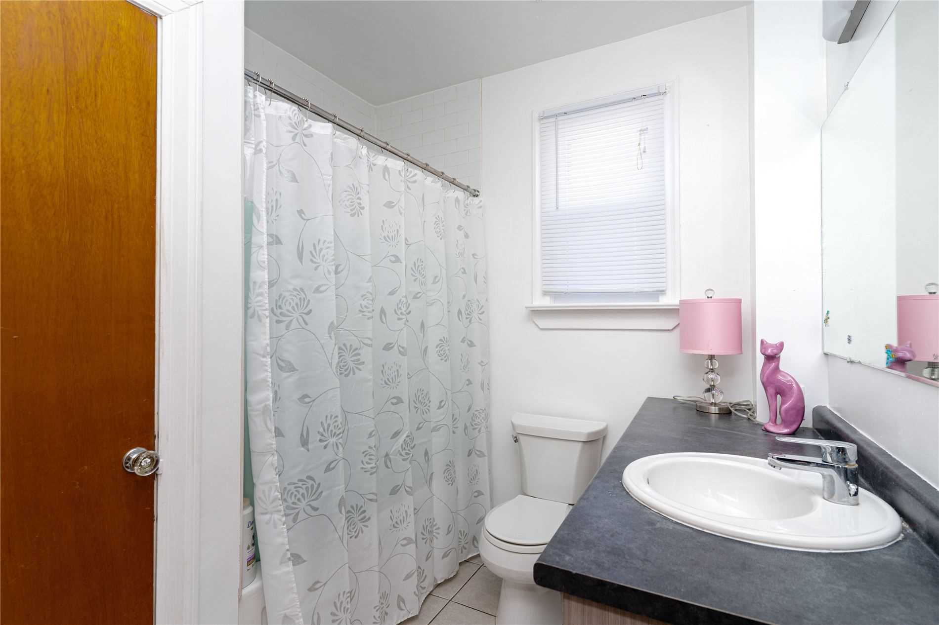 Listing W5971781 - Large Photo # 17