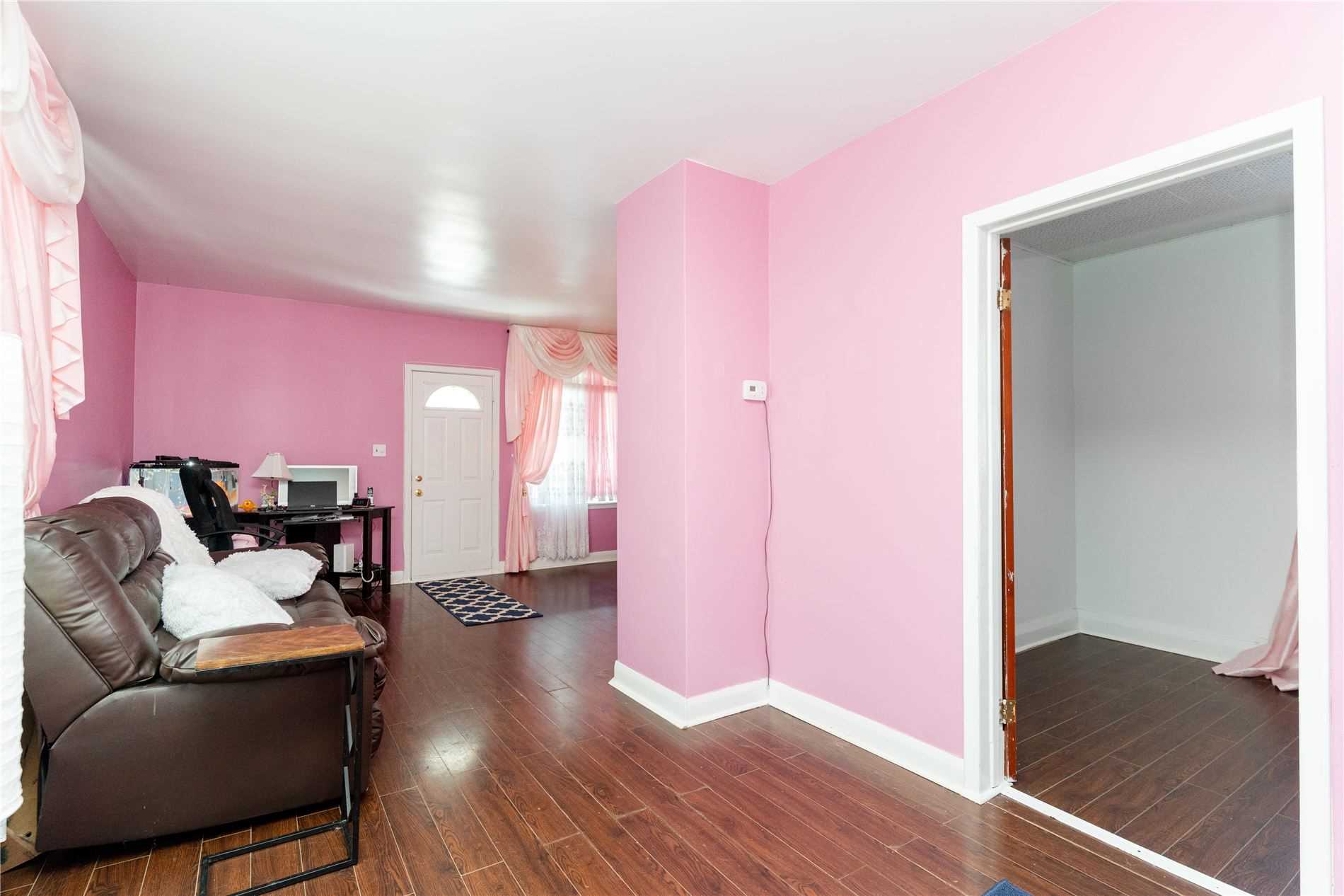Listing W5971781 - Large Photo # 9