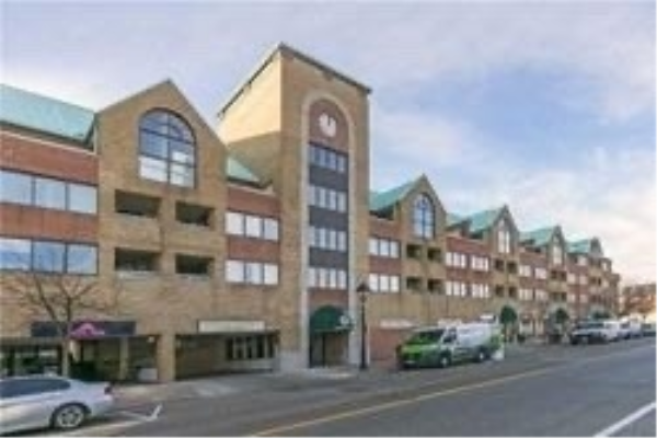 100 Bronte Rd W, Oakville