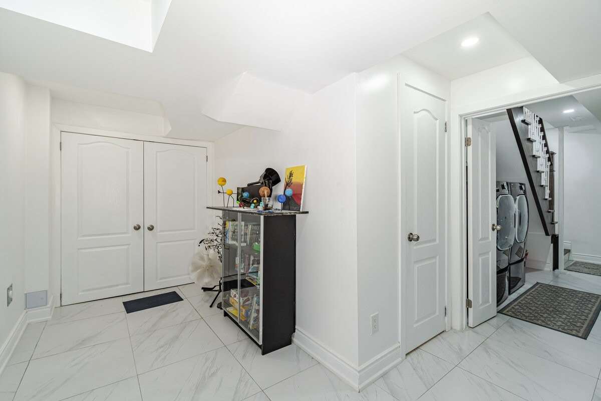 Listing W5972037 - Large Photo # 29