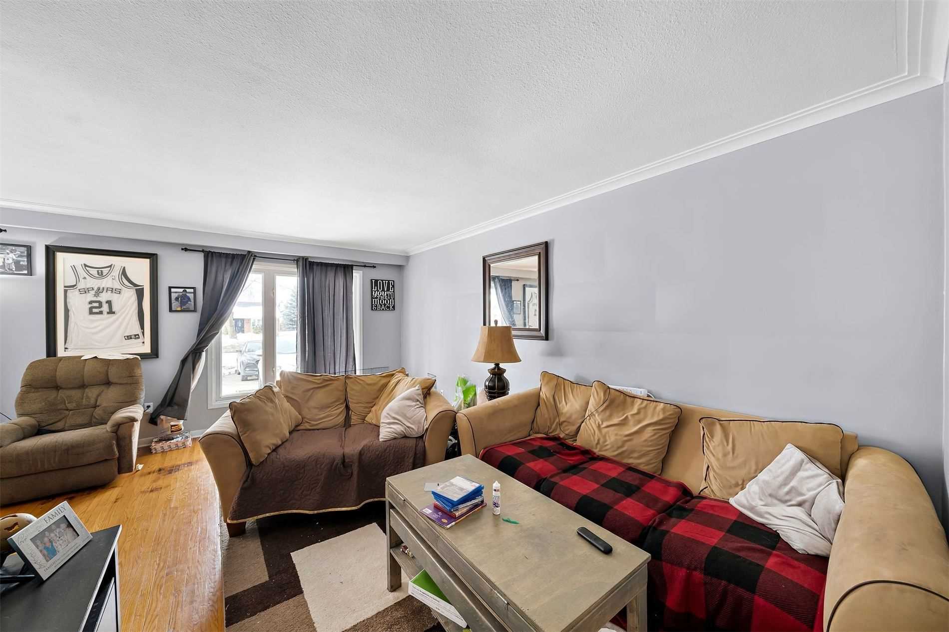 Listing W5972257 - Large Photo # 4