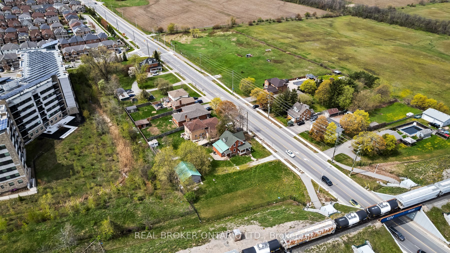 Listing W5972400 - Large Photo # 2