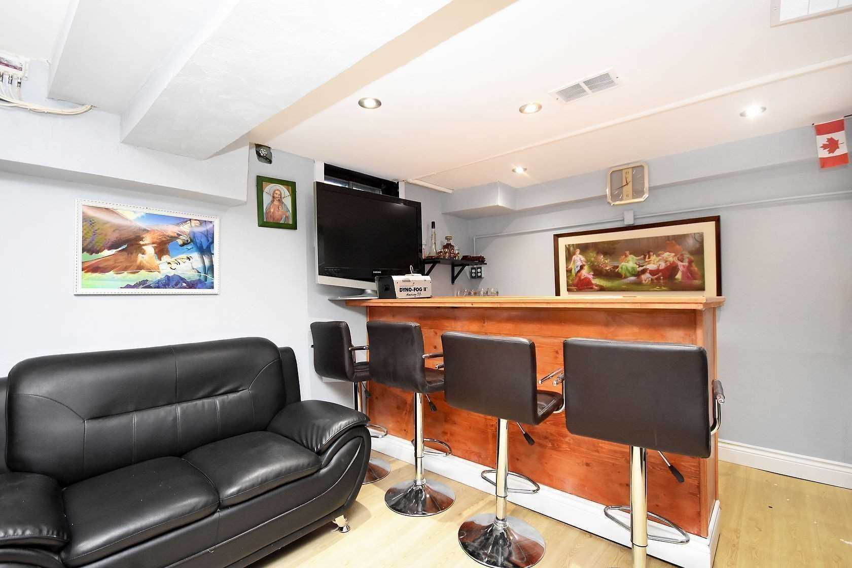 Listing W5972425 - Large Photo # 19
