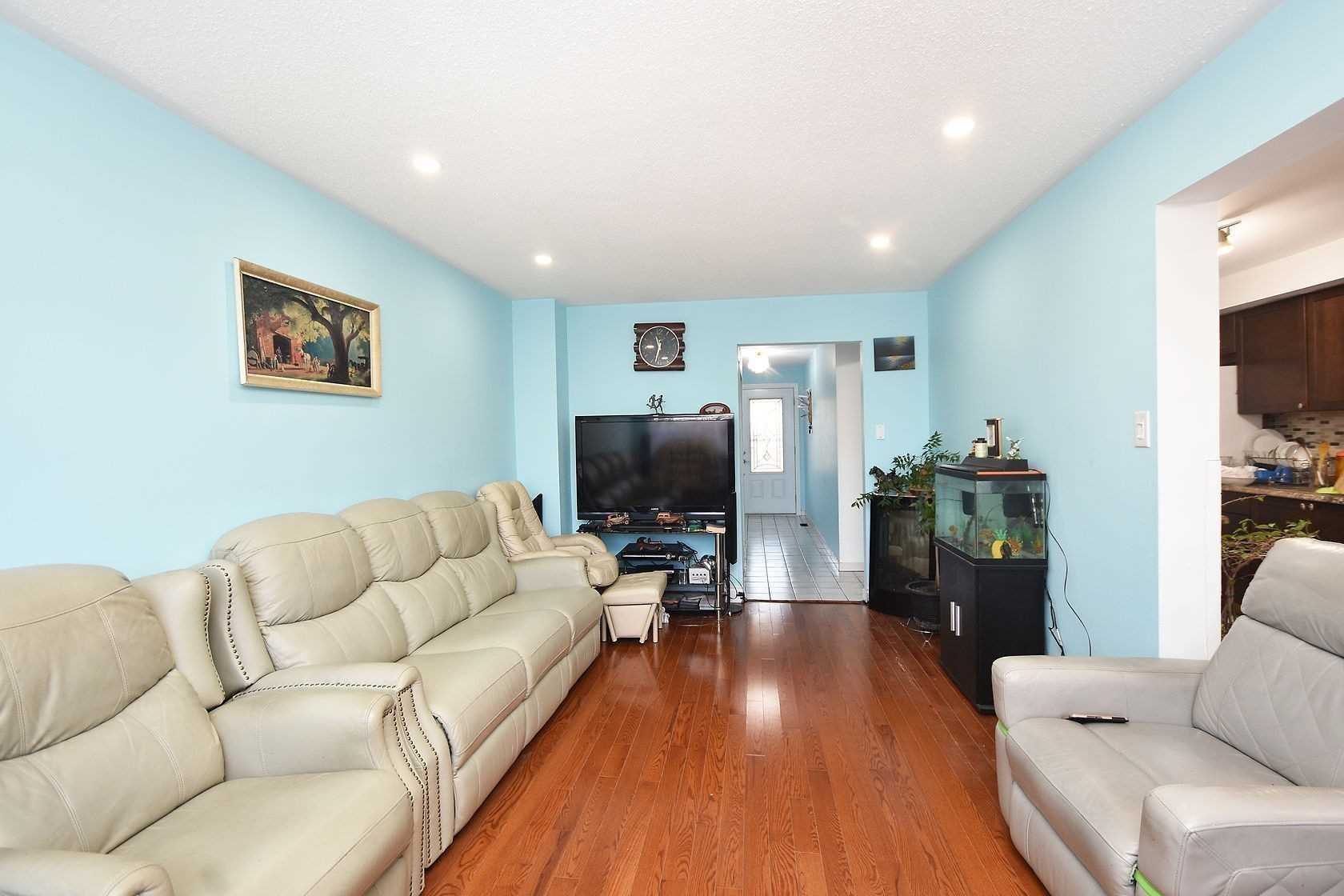 Listing W5972425 - Large Photo # 4