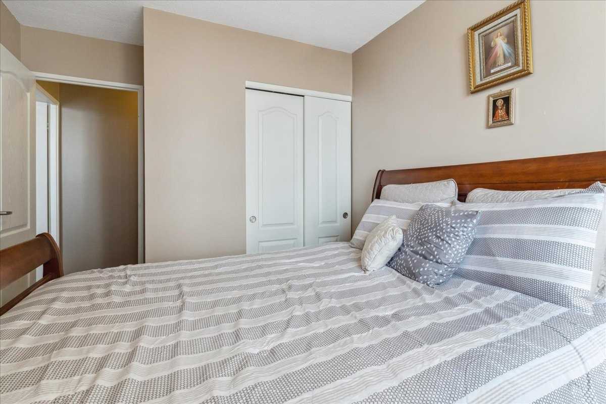 Listing W5972819 - Large Photo # 14
