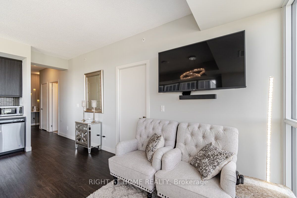Listing W5972988 - Large Photo # 17