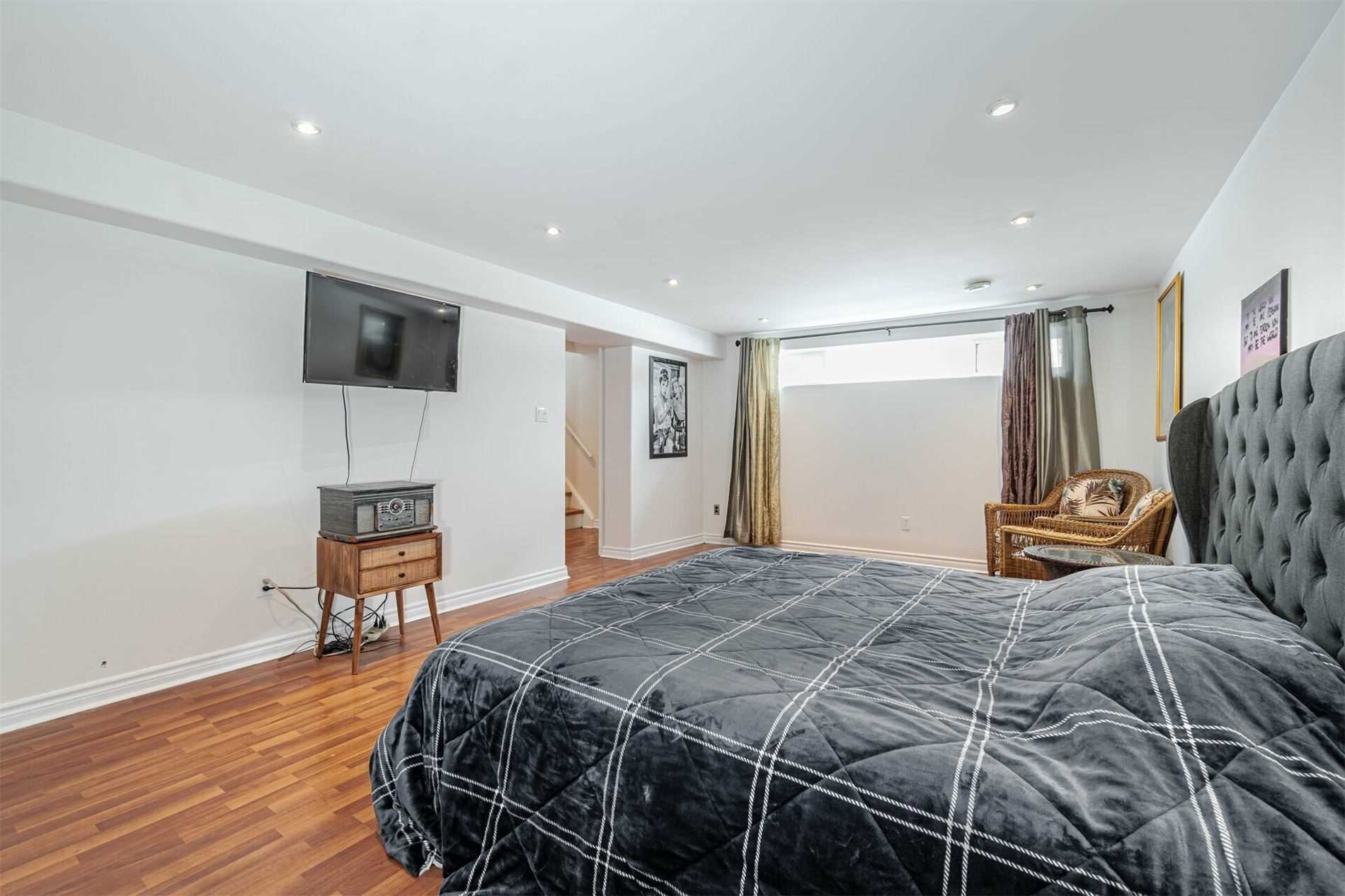 Listing W5972997 - Large Photo # 33
