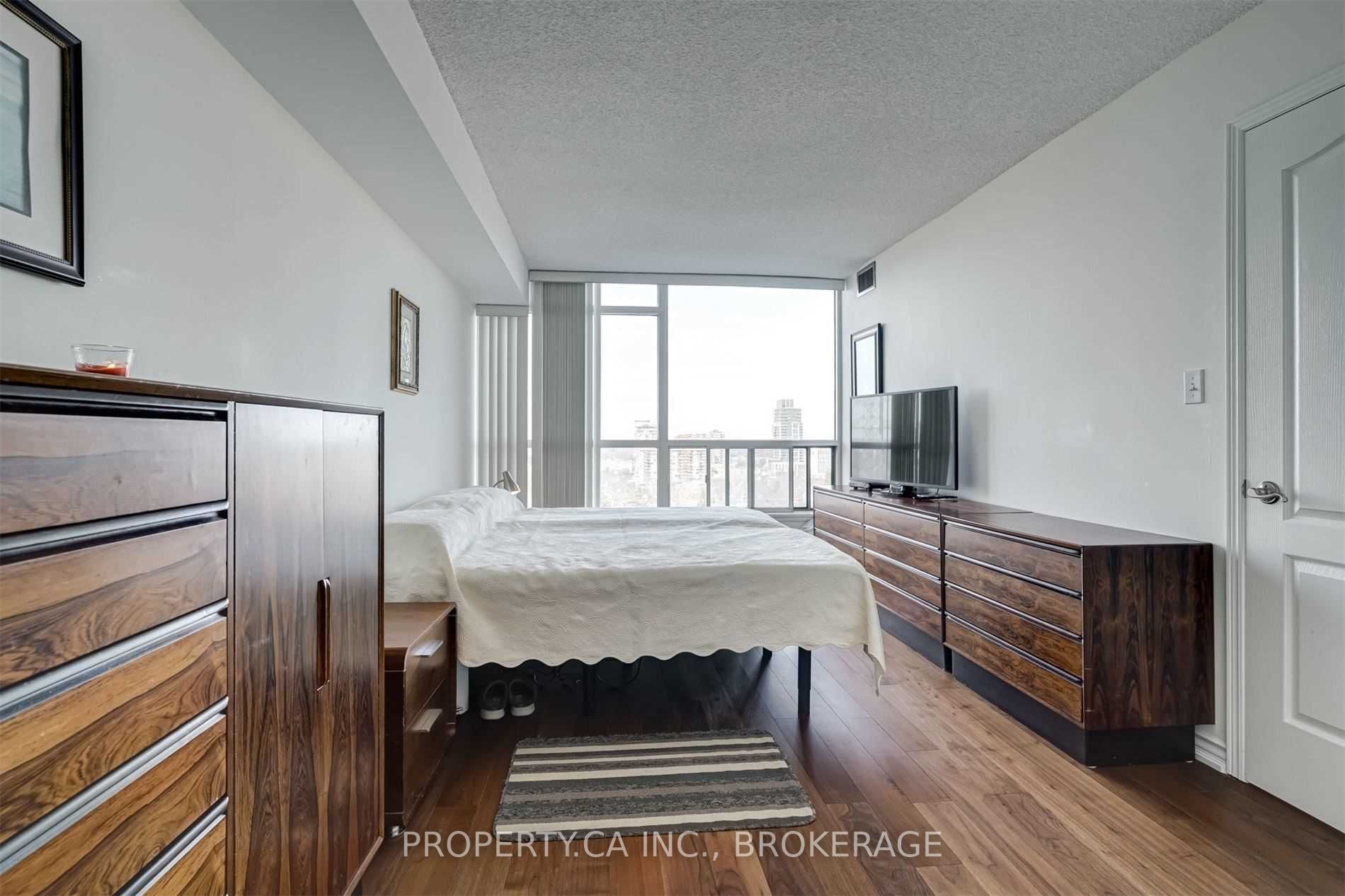 Listing W5973355 - Large Photo # 19