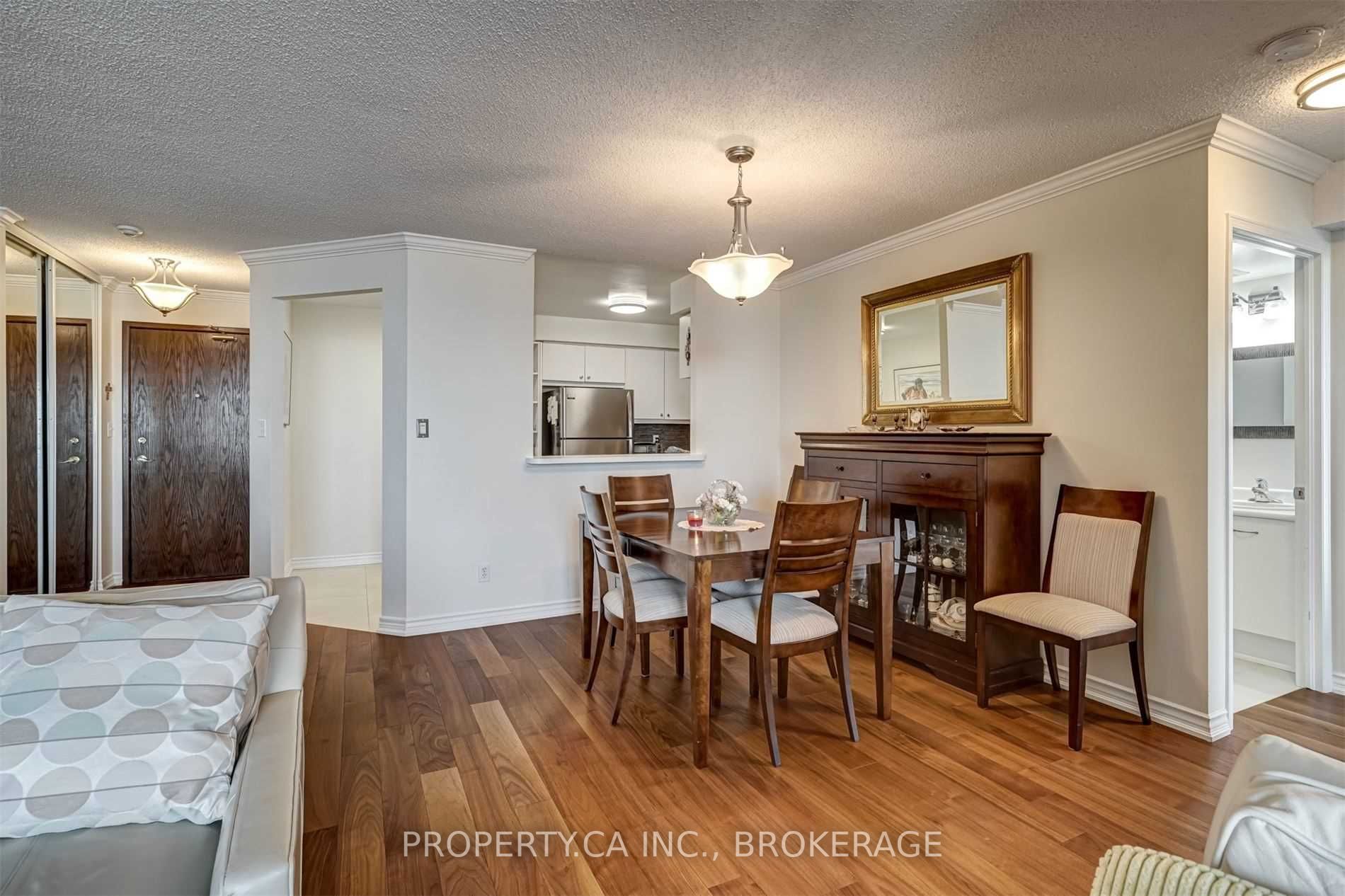 Listing W5973355 - Large Photo # 17