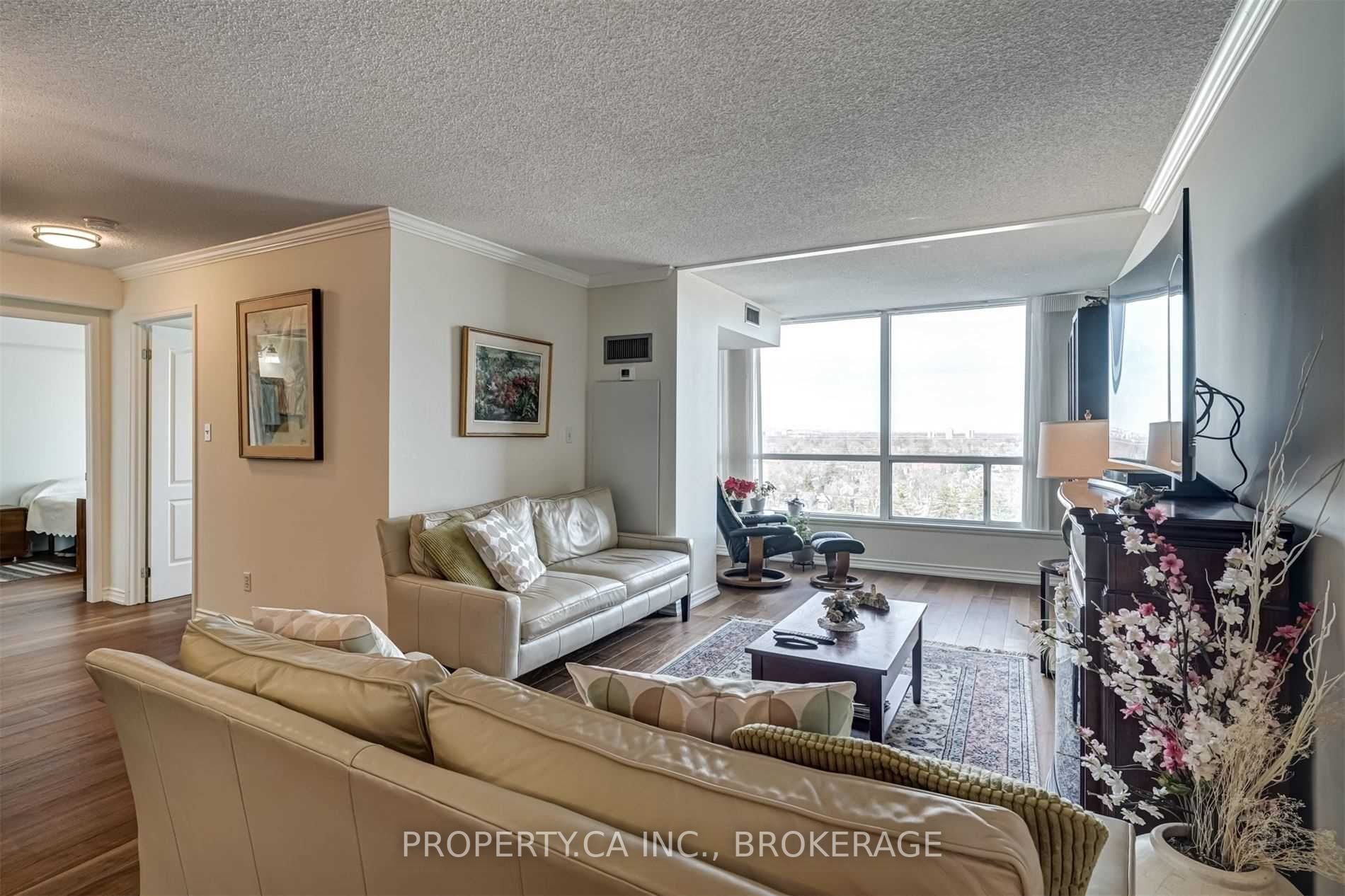 Listing W5973355 - Large Photo # 11