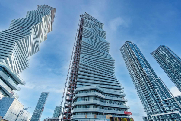 3900 Confederation Pkwy, Mississauga