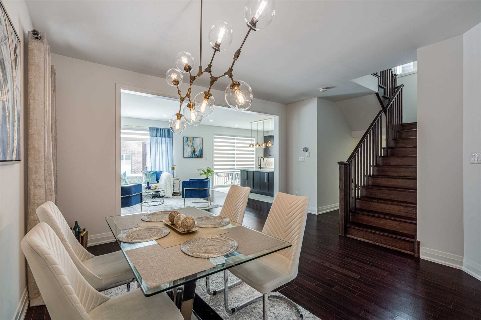 816 Sumac Crescent