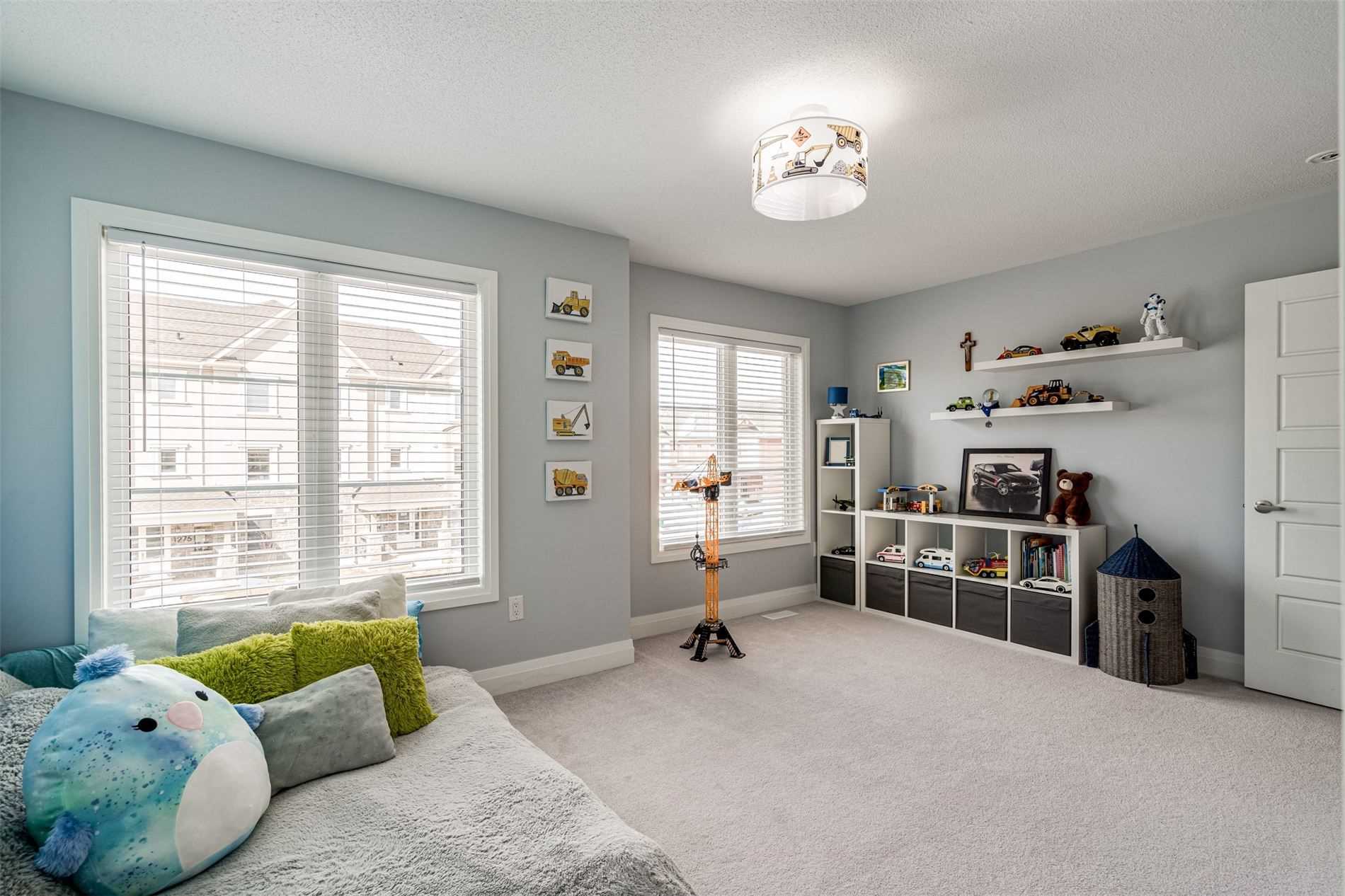 816 Sumac Crescent