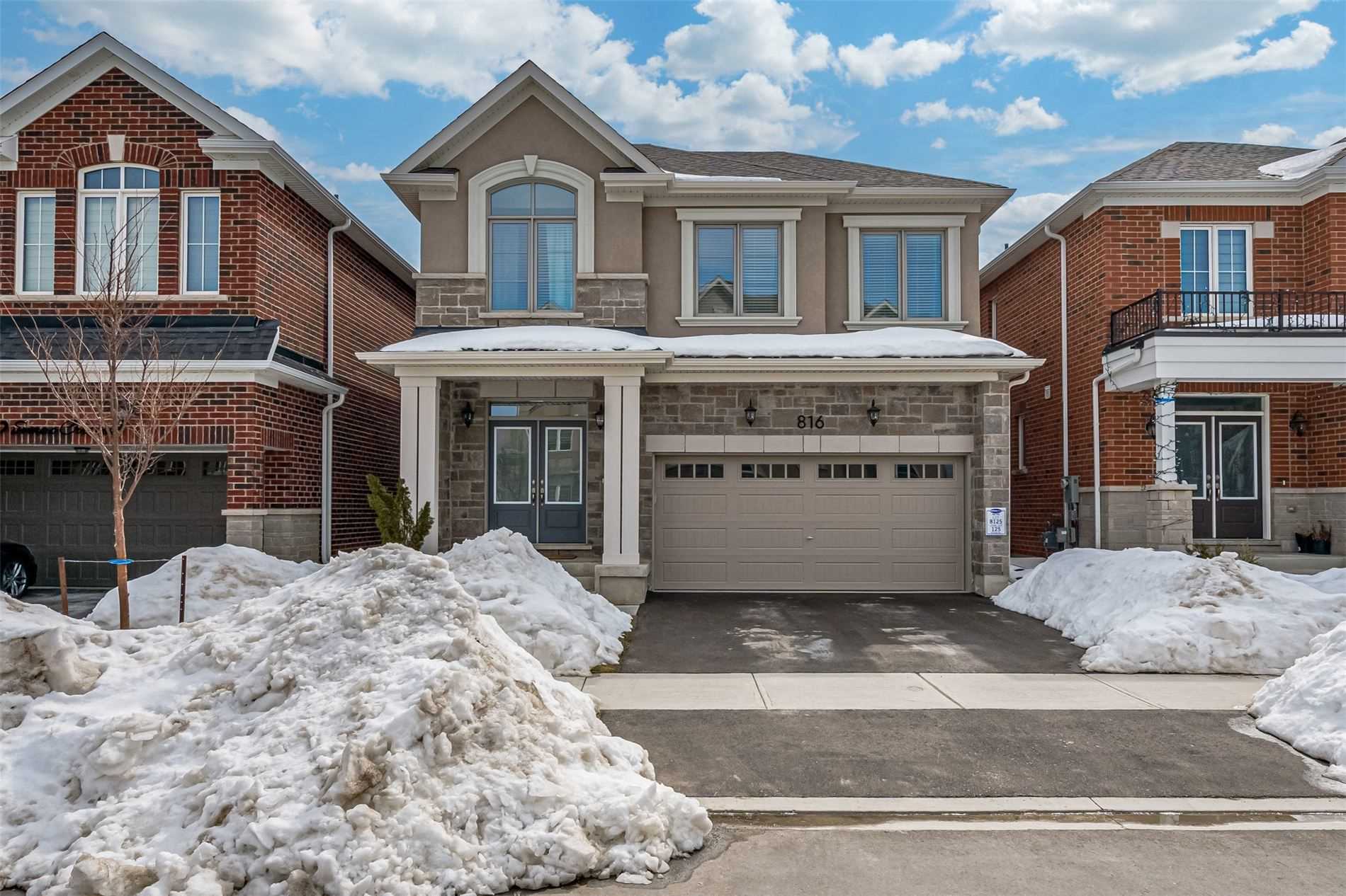816 Sumac Crescent