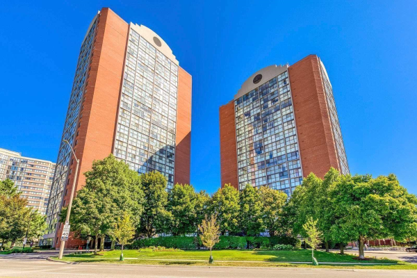 4205 Shipp Dr, Mississauga
