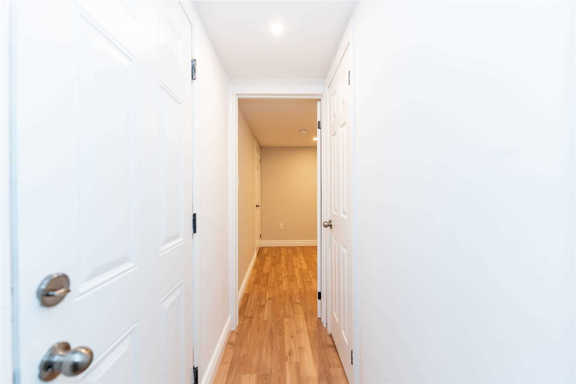 Listing W5973803 - Large Photo # 4