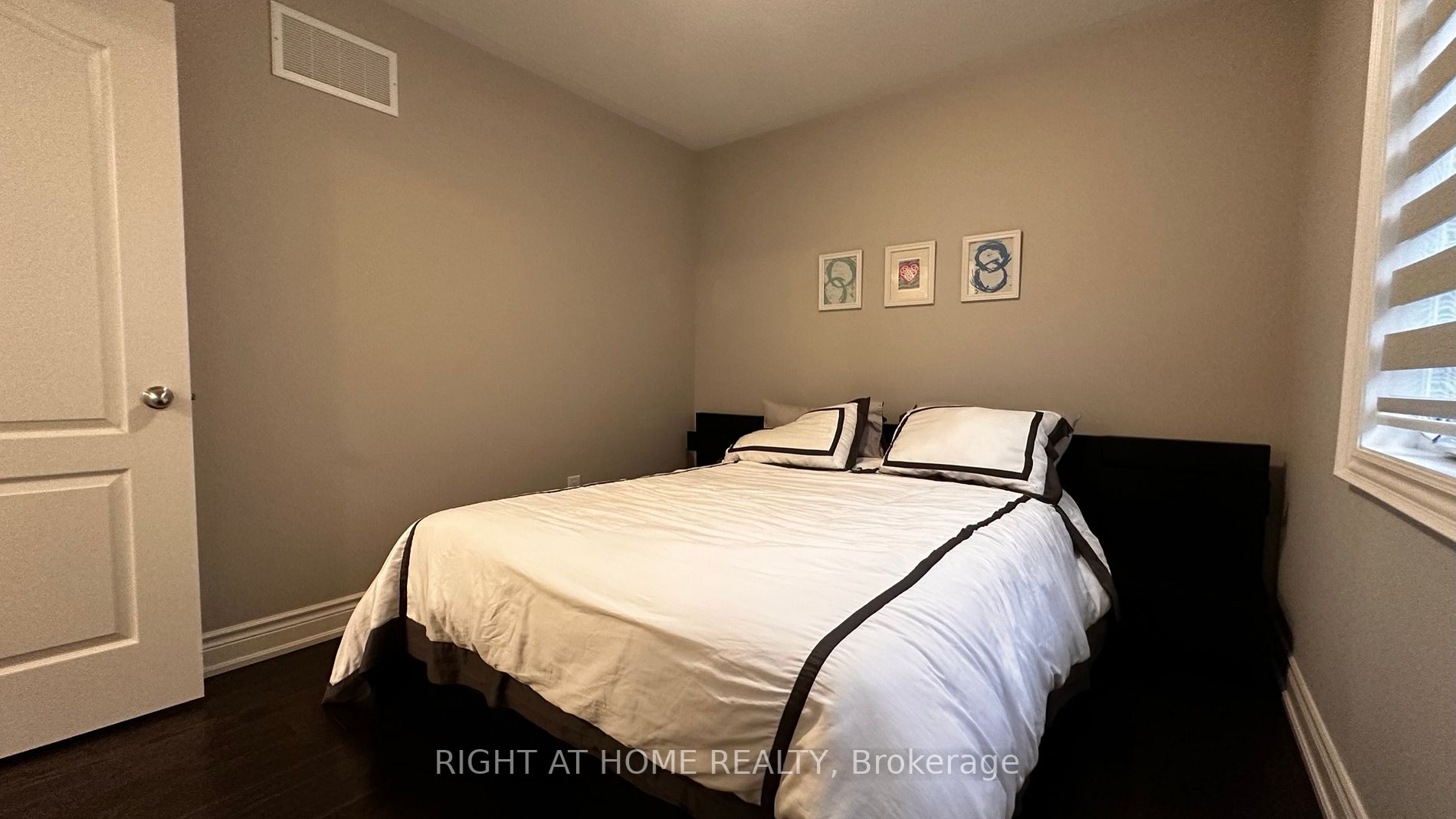 Listing W5973880 - Large Photo # 34